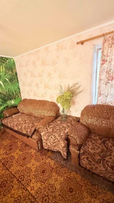 Sale of a house in the suburbs