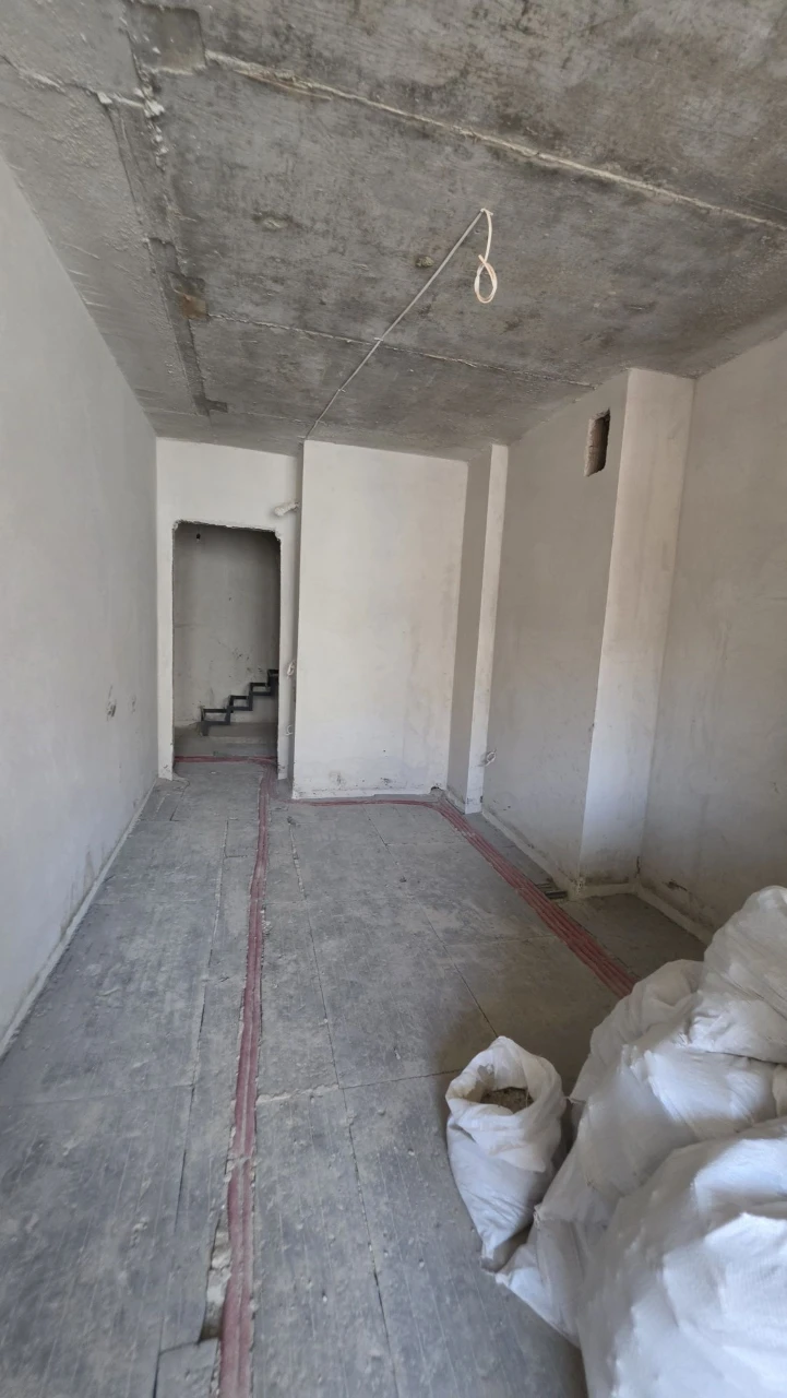 Дворівнева квартира, більше трьох років у власності в зданом