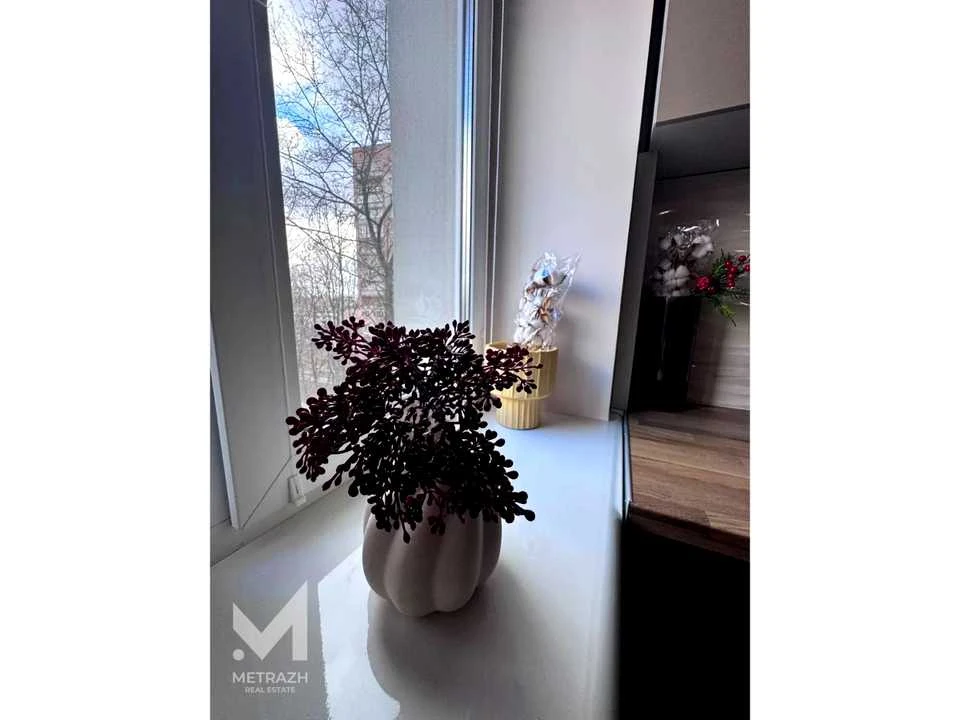 Apartment. Naukі просп.