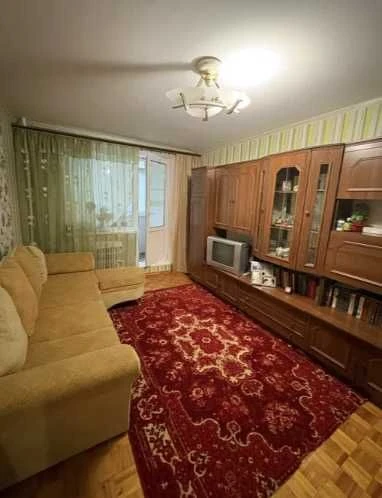 Продається 3-кімнатна квартира, Полтавський шлях, метро "Холодна гора".