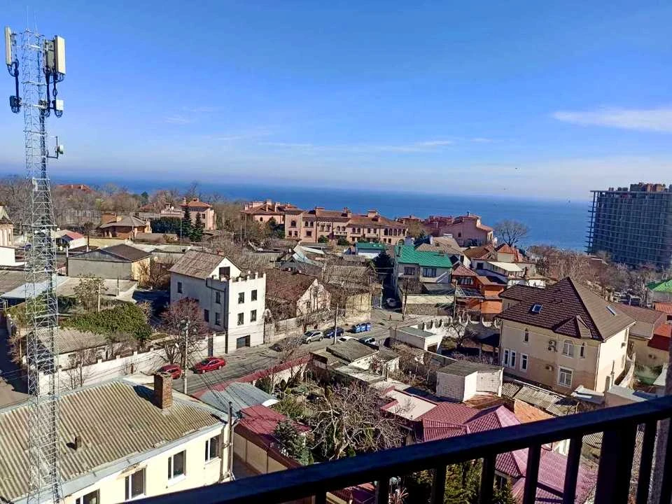 Квартира. Одесса, Дача Ковалевского ул.