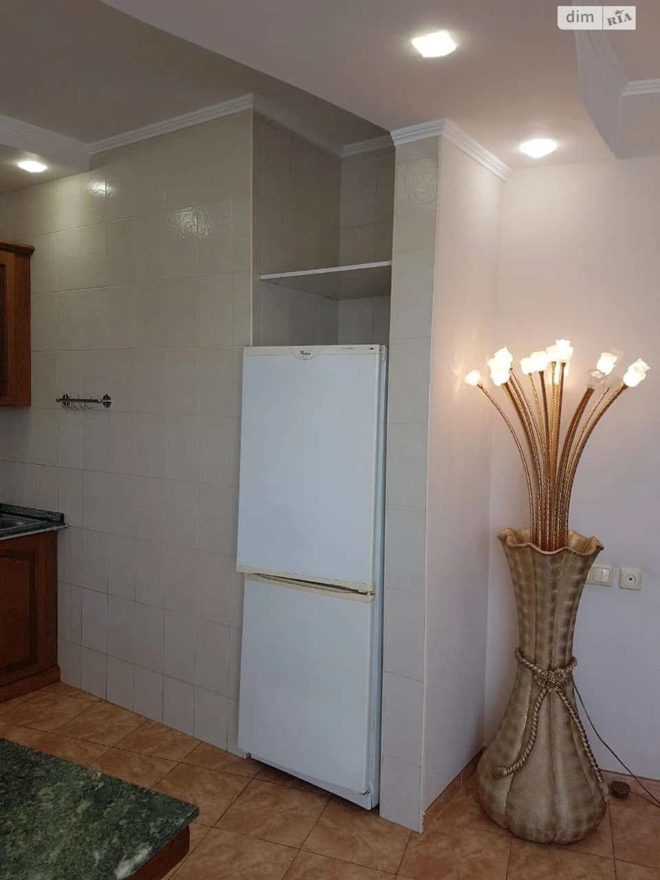 Довгострокова Оренда Квартири, Центральний