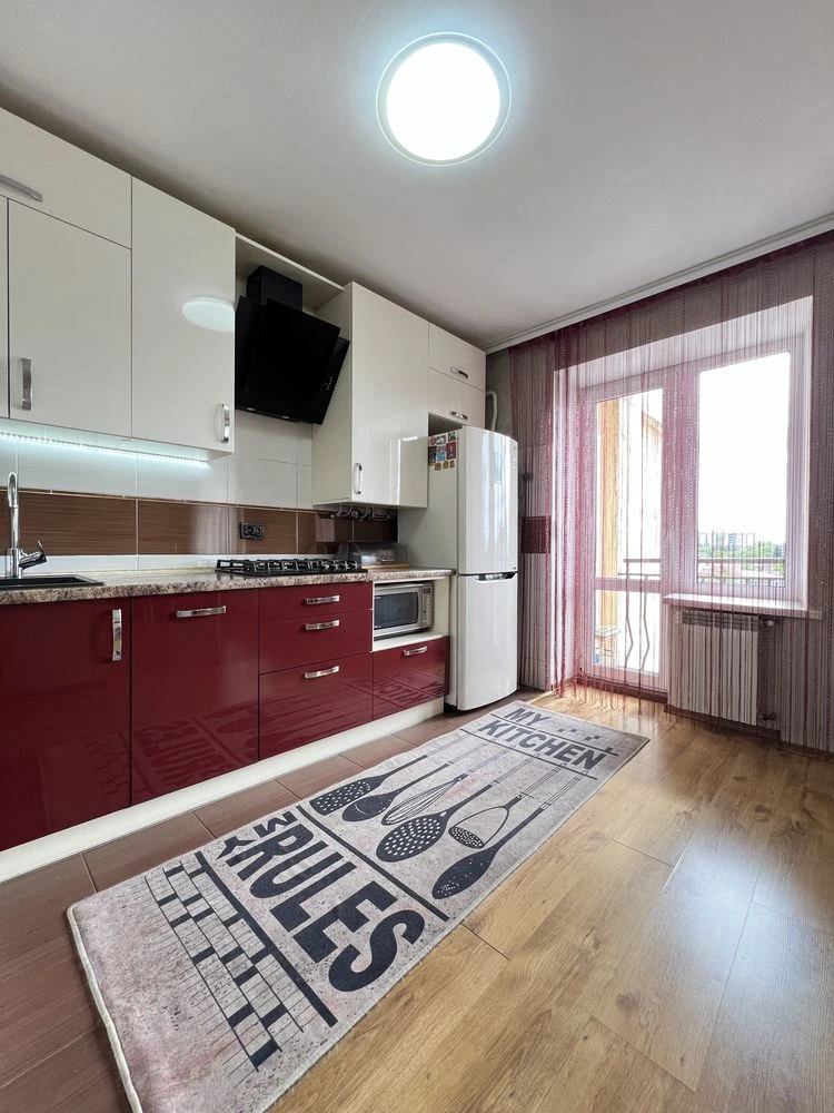 4 room apartment 140 sq m with renovation, two-level, Frankivsky district