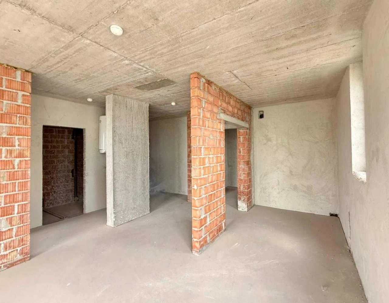 2-bedroom apartment in 0-cycle, Pasichna Street, building heating