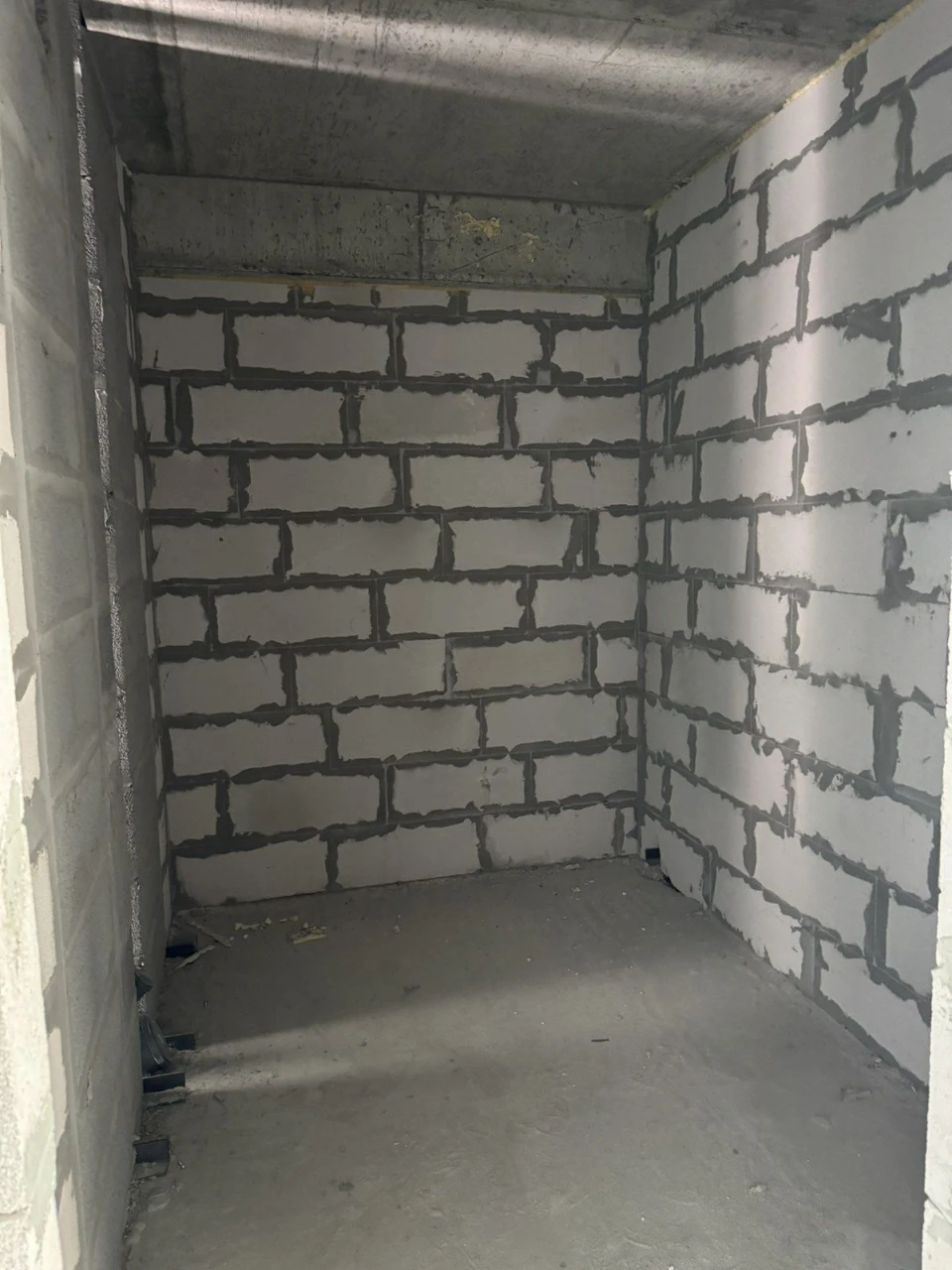 Riel sity apartment