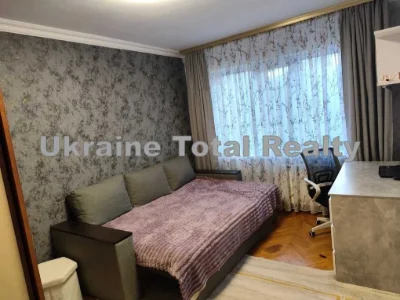 ВОСКРЕСЕНКА! 2 кімнатна квартира 47м2! Вулиця Курнатовського