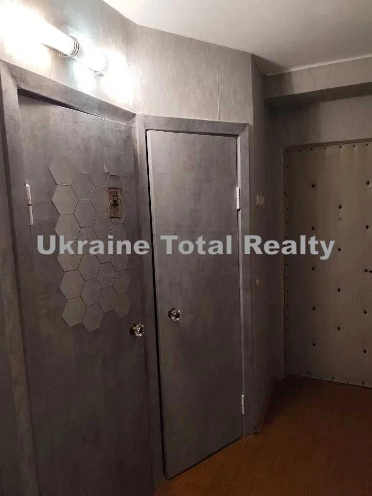 ВОСКРЕСЕНКА! 2 кімнатна квартира 47м2! Вулиця Курнатовського
