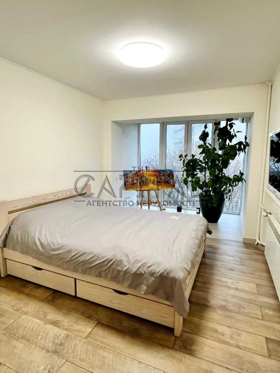 Квартира з газом Лаврська 4а, 64 м2