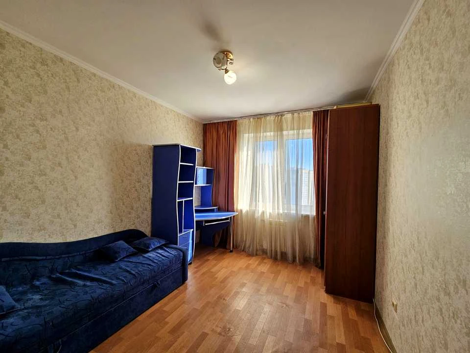 Квартира. Київ, Поліська вул.