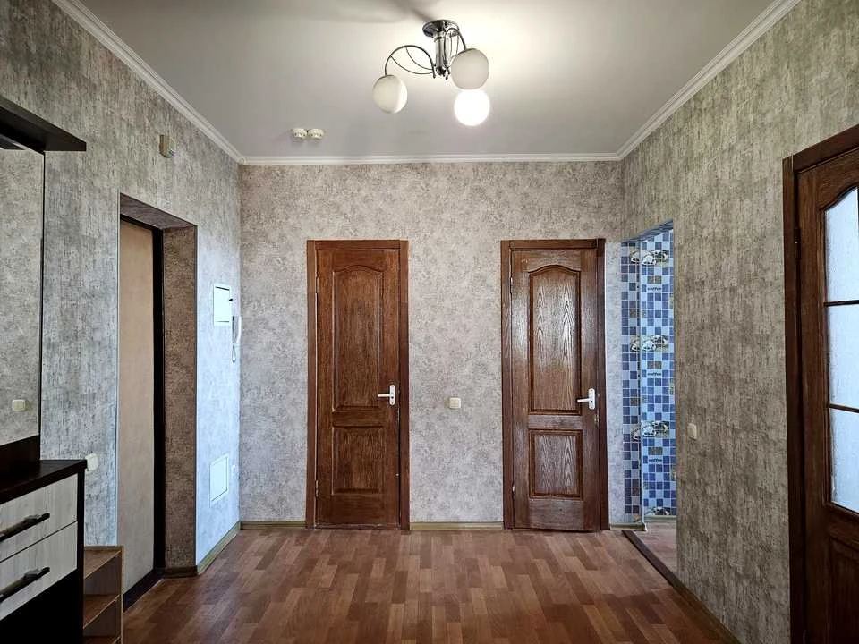 Квартира. Київ, Поліська вул.