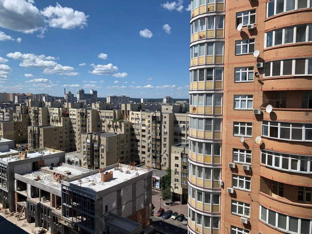 Sale of 2-room apartment 64 sq.m. Smart Plaza Obolon, Levka Lukyanenko Street