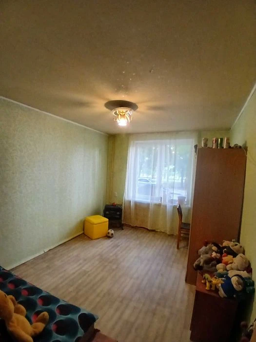 3-room apartment in Alekseevka. 1st floor. For sale. 29,000 rubles! Video+