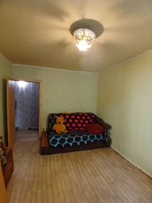 3-room apartment in Alekseevka. 1st floor. For sale. 29,000 rubles! Video+