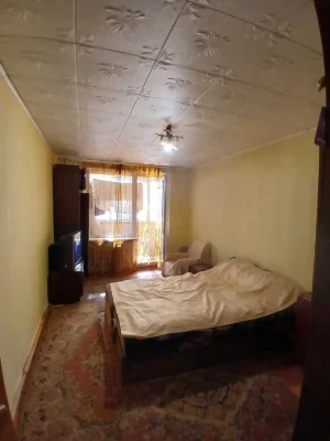3-room apartment in Alekseevka. 1st floor. For sale. 29,000 rubles! Video+