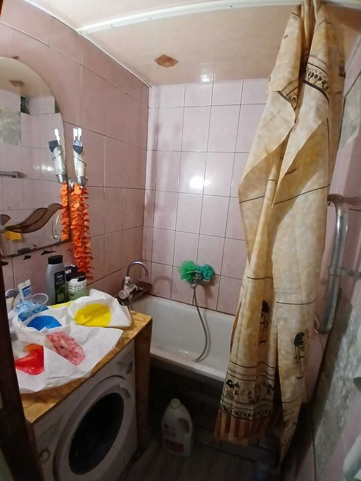 3-room apartment in Alekseevka. 1st floor. For sale. 29,000 rubles! Video+