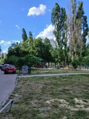 3-room apartment in Alekseevka. 1st floor. For sale. 29,000 rubles! Video+
