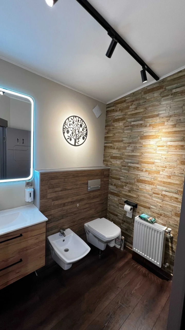 Detached house for sale in Dnipro with pool and sauna