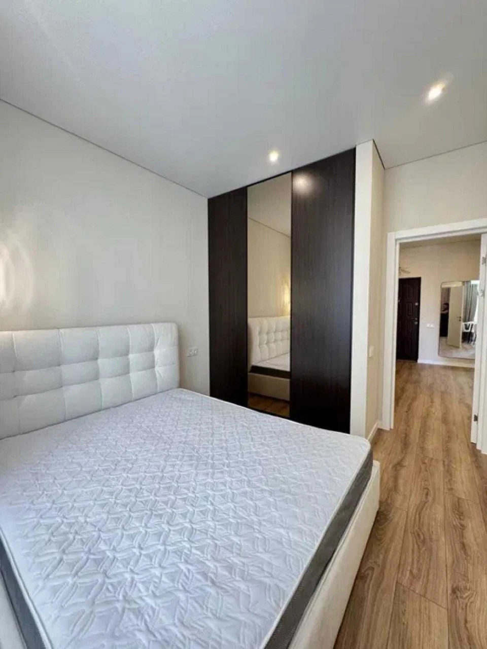 65 Перлина | 43 м² | Після ремонта | Балкон | Вид на ипподром