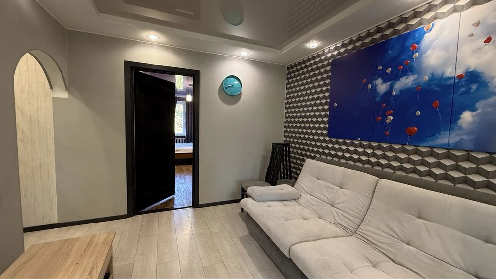 Two-room apartment renovated in Cheremushki/ State program