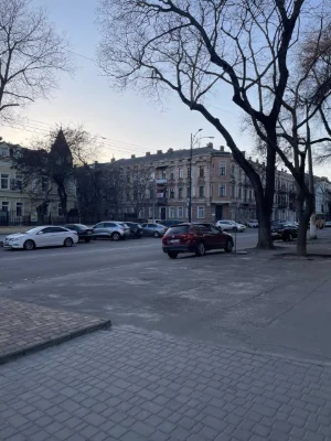 4-комнатная квартира в центре! Рядом с Одесской Кирхой!
