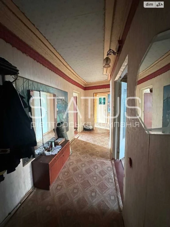 Apartment for Sale, Right Podil