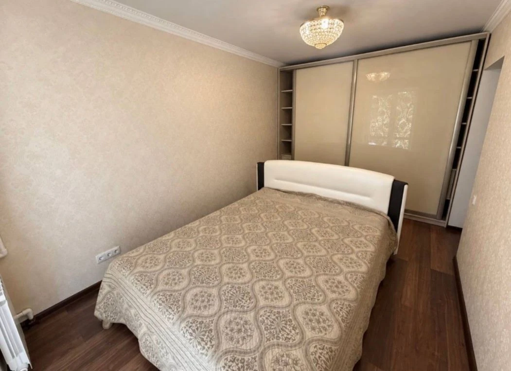 Center 2-room apartment with improved layout