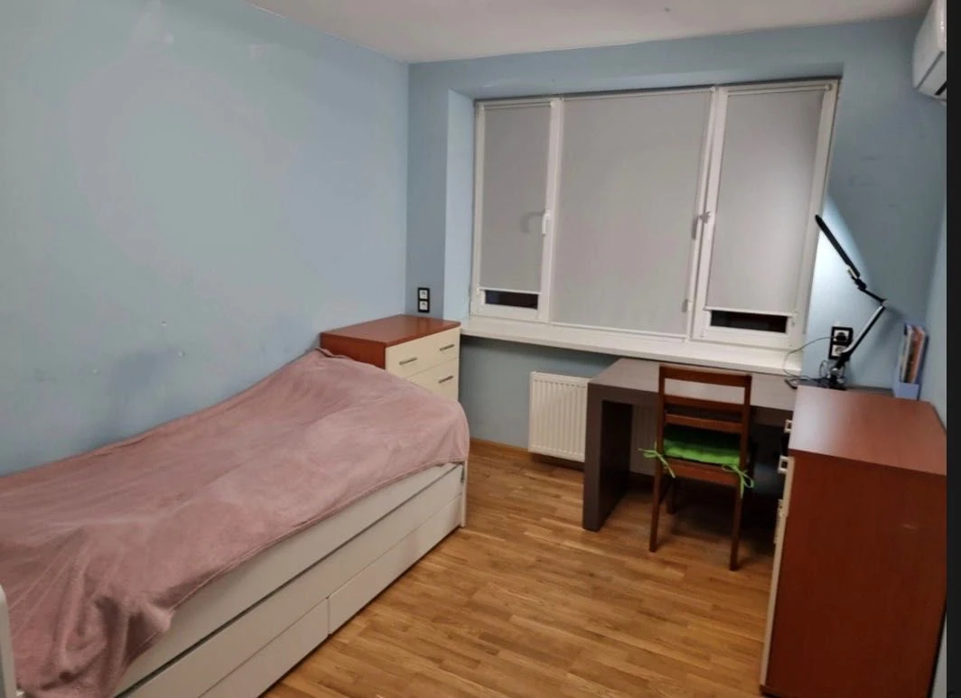 3-room apartment, center, st. I. Tsendea
