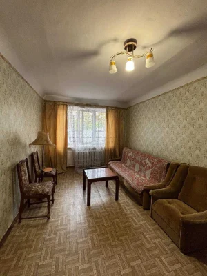Продаж 2-кімнатної квартири, мікрорайон Південно-Захід, вул.