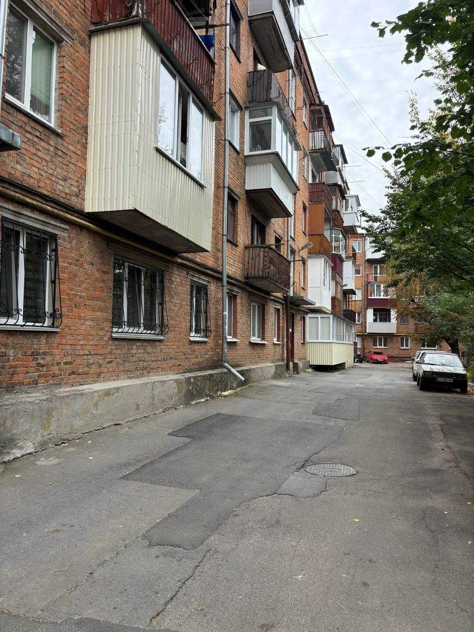 Продаж 2-кімнатної квартири, мікрорайон Південно-Захід, вул.