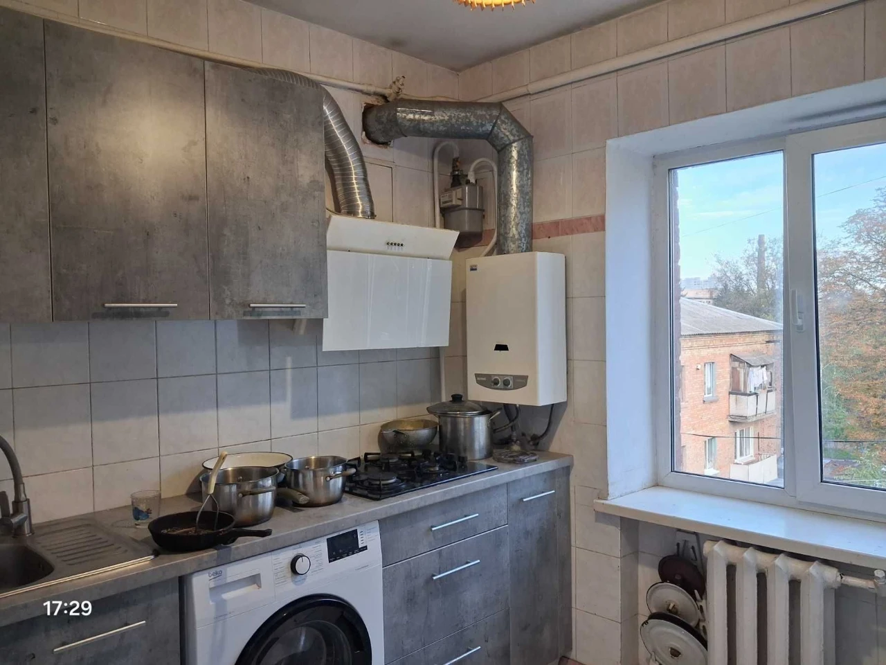 Sale of a 3-bedroom apartment, Kazbet area.
