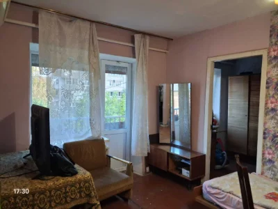 Sale of a 3-bedroom apartment, Kazbet area.