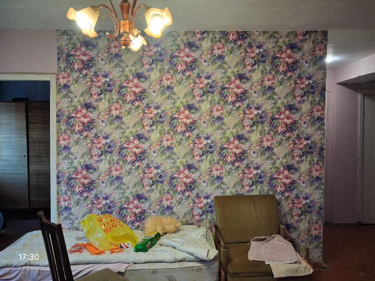 Sale of a 3-bedroom apartment, Kazbet area.