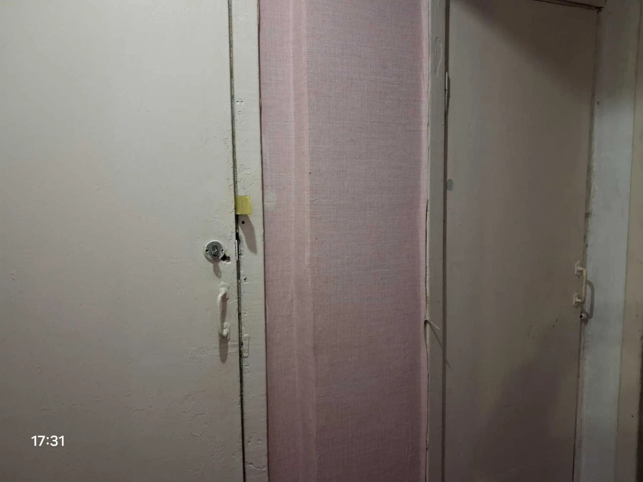 Sale of a 3-bedroom apartment, Kazbet area.