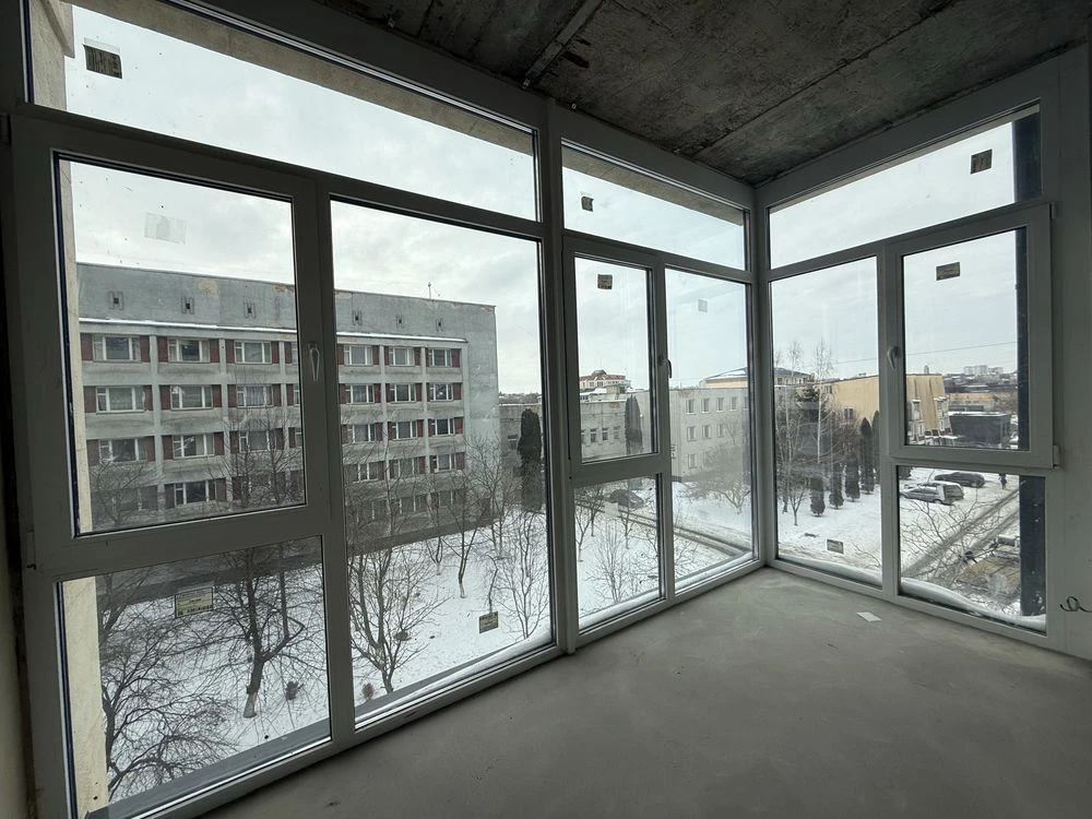 Sale of a 2-room new building in the city center!