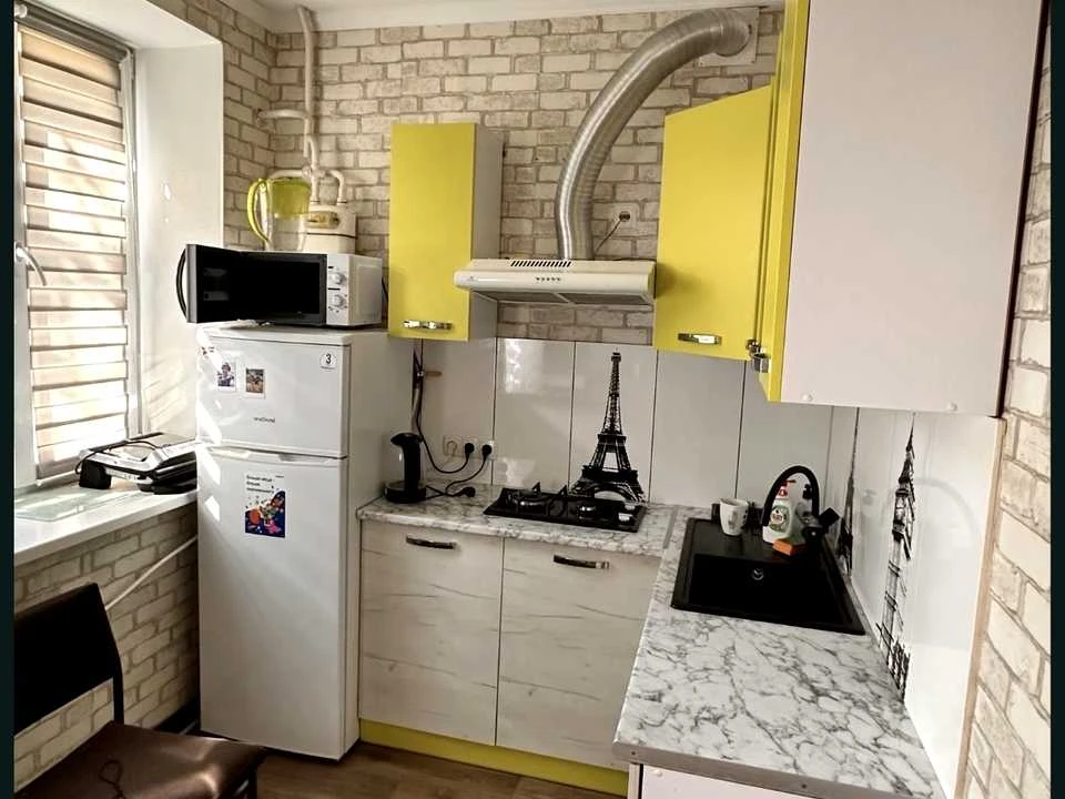 Apartment. Kropyvnytskyi, Yuri Красноkutskyi Street