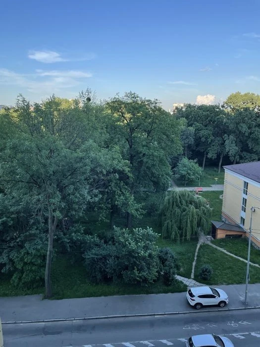 For sale 3-room apartment on Beresteyskyi Ave. 39, KPI