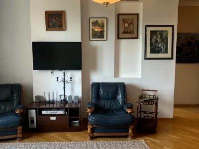 Rent 2-room apartment 65 m² on the 10th floor.