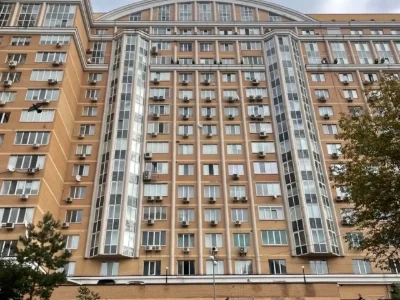 Rent 2-room apartment 65 m² on the 10th floor.
