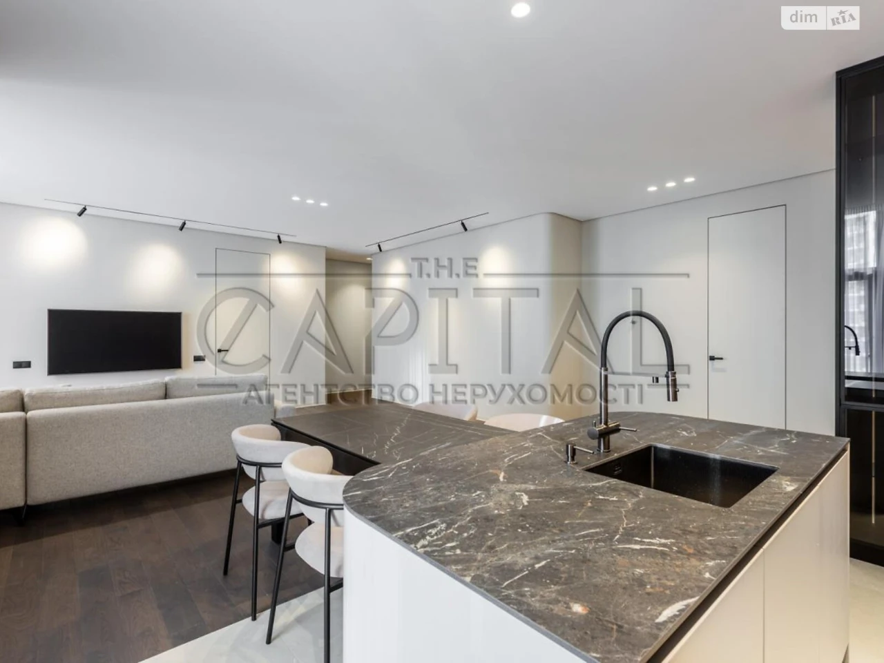Long-Term Rental Apartment Black Mountain