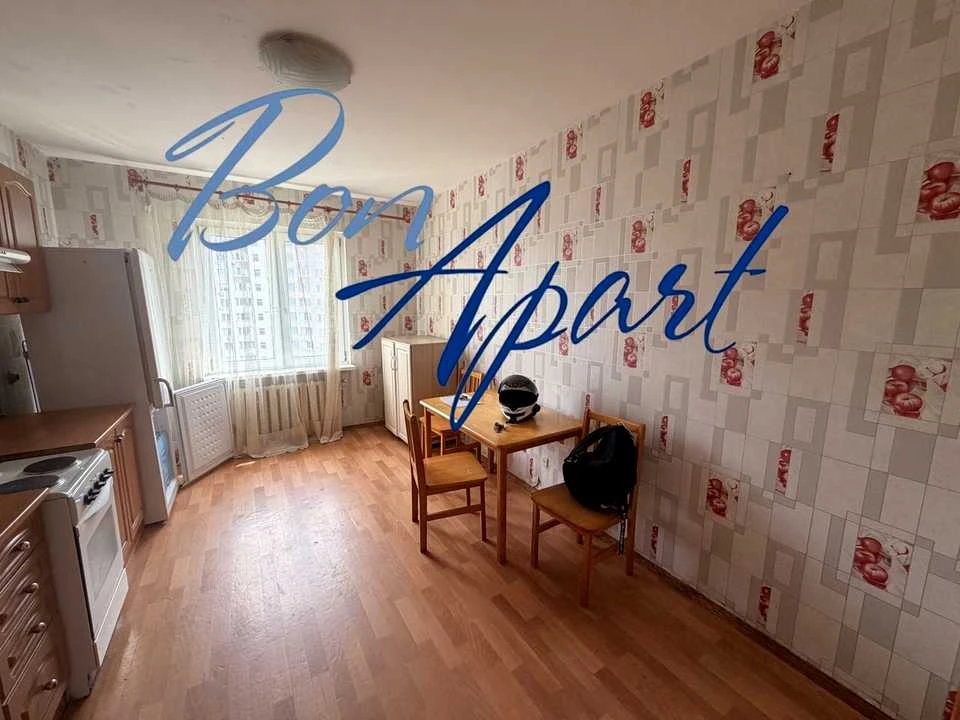 Apartment. Dragamanova st., Kyiv
