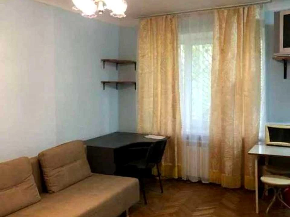 Квартира. Київ, Олександра Лазаревського вул.