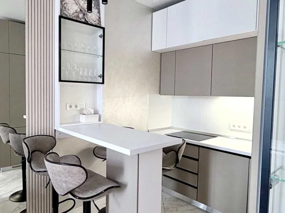 Apartment. Kyiv, Дніпровська набережна вул.