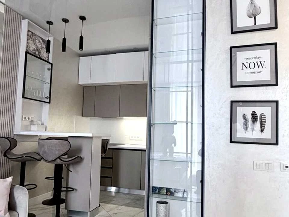 Apartment. Kyiv, Дніпровська набережна вул.