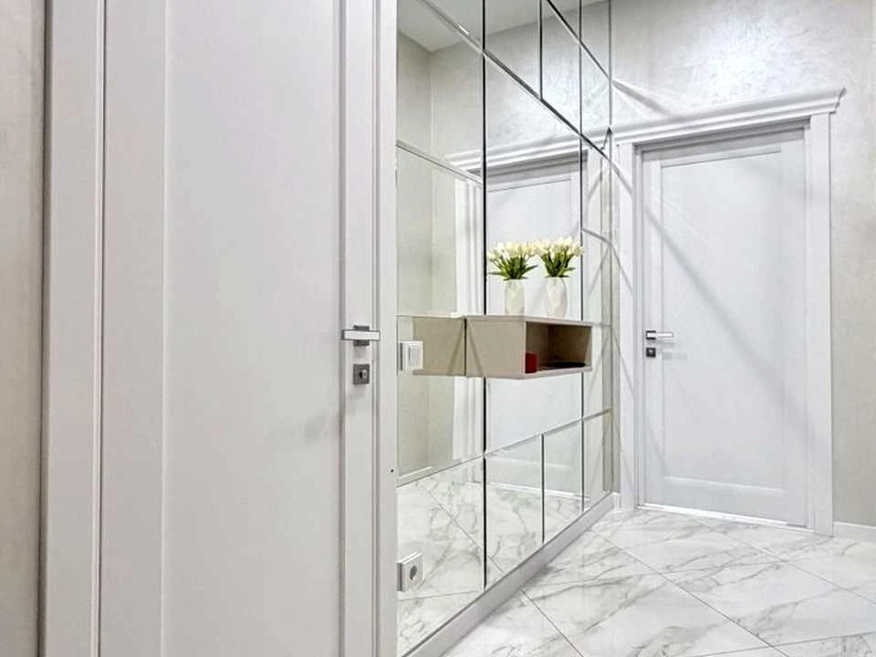 Apartment. Kyiv, Дніпровська набережна вул.