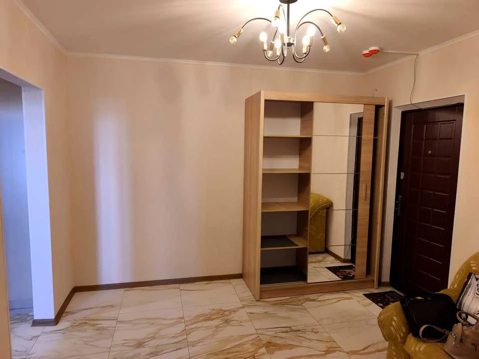 Apartment. Revutskogo st.