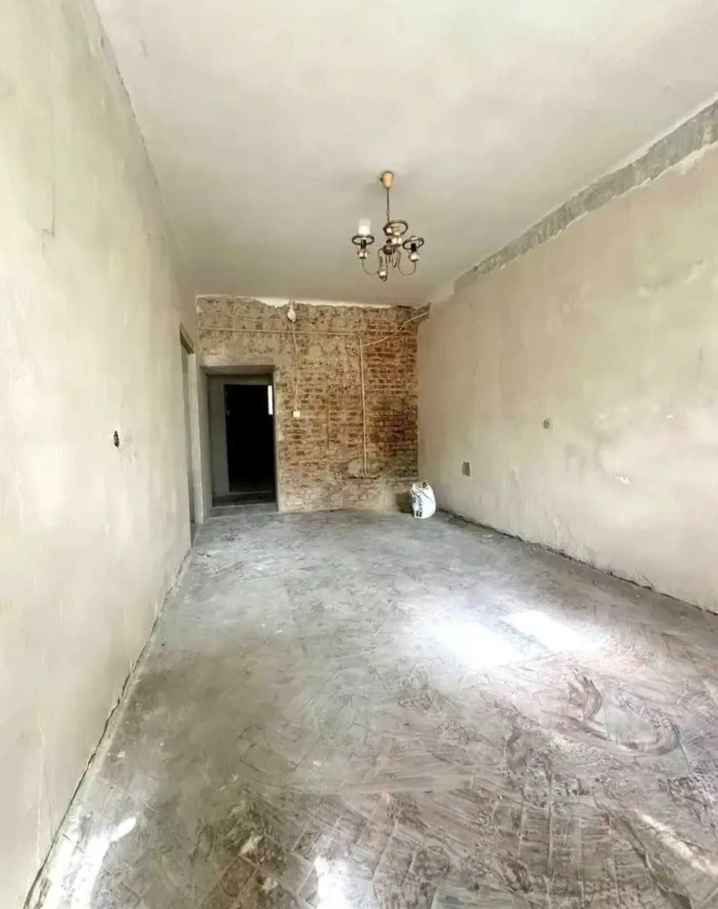 Sale / 2-room apartment / Un renovated / General Chuprinki 102/A
