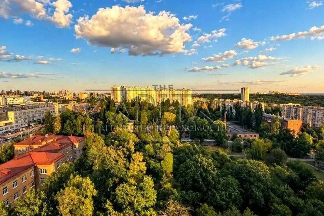 Apartment for Sale in the "Holoziysky" Residential Complex | Vasilkivska Street 37G