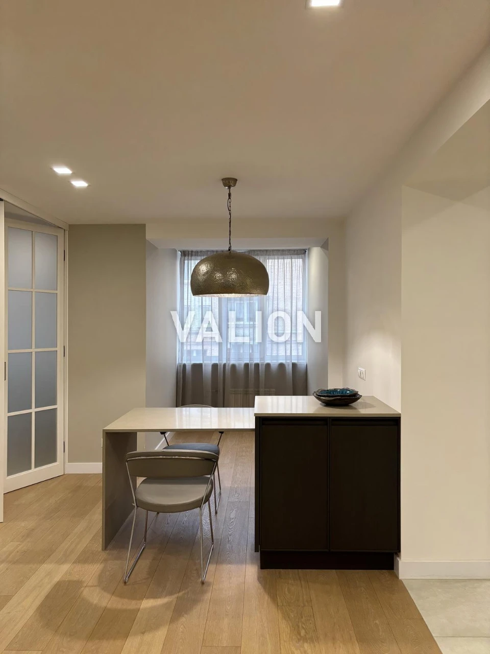 Sale of a 3-room apartment in Podilsky district, Kostyantinovska st. 51