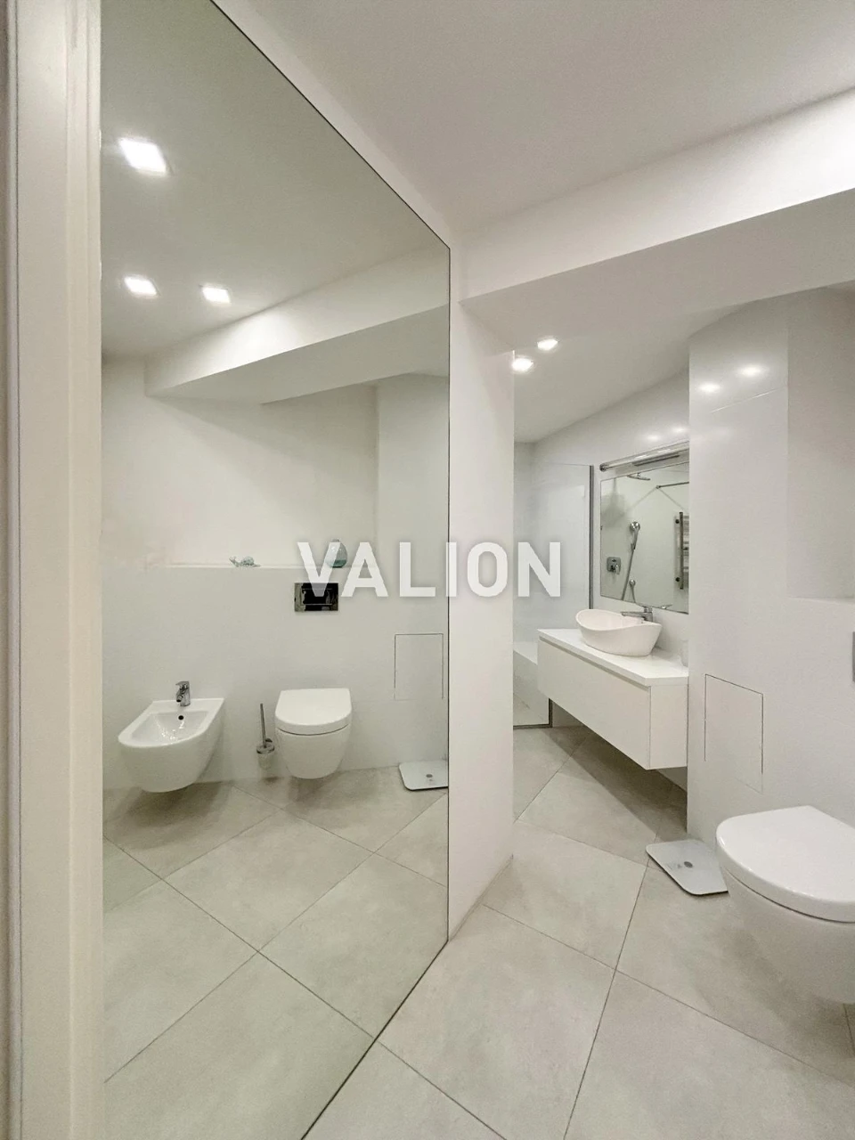 Sale of a 3-room apartment in Podilsky district, Kostyantinovska st. 51