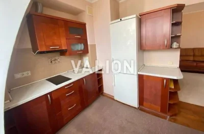 Продажа 2-комнатной квартиры на ул. Макевская 8